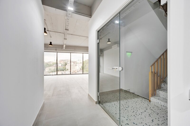Viitorului 136  Spatiu birouri  100 mp  Forty Building