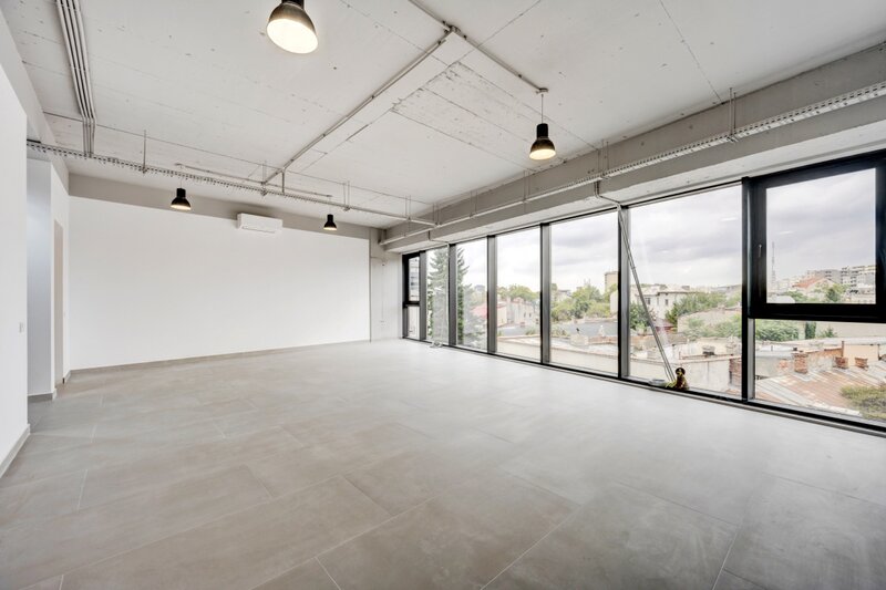 Viitorului 136  Spatiu birouri  100 mp  Forty Building